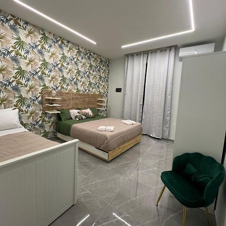 Napoli Centro-La Casa Di Salvatore เนเปิลส์ ภายนอก รูปภาพ